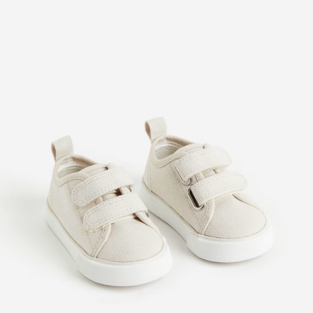 H&M baby shoes